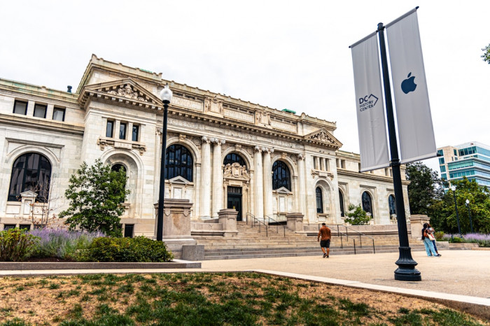 İngilizcede 'Draw Big Red Apple' İfadesi